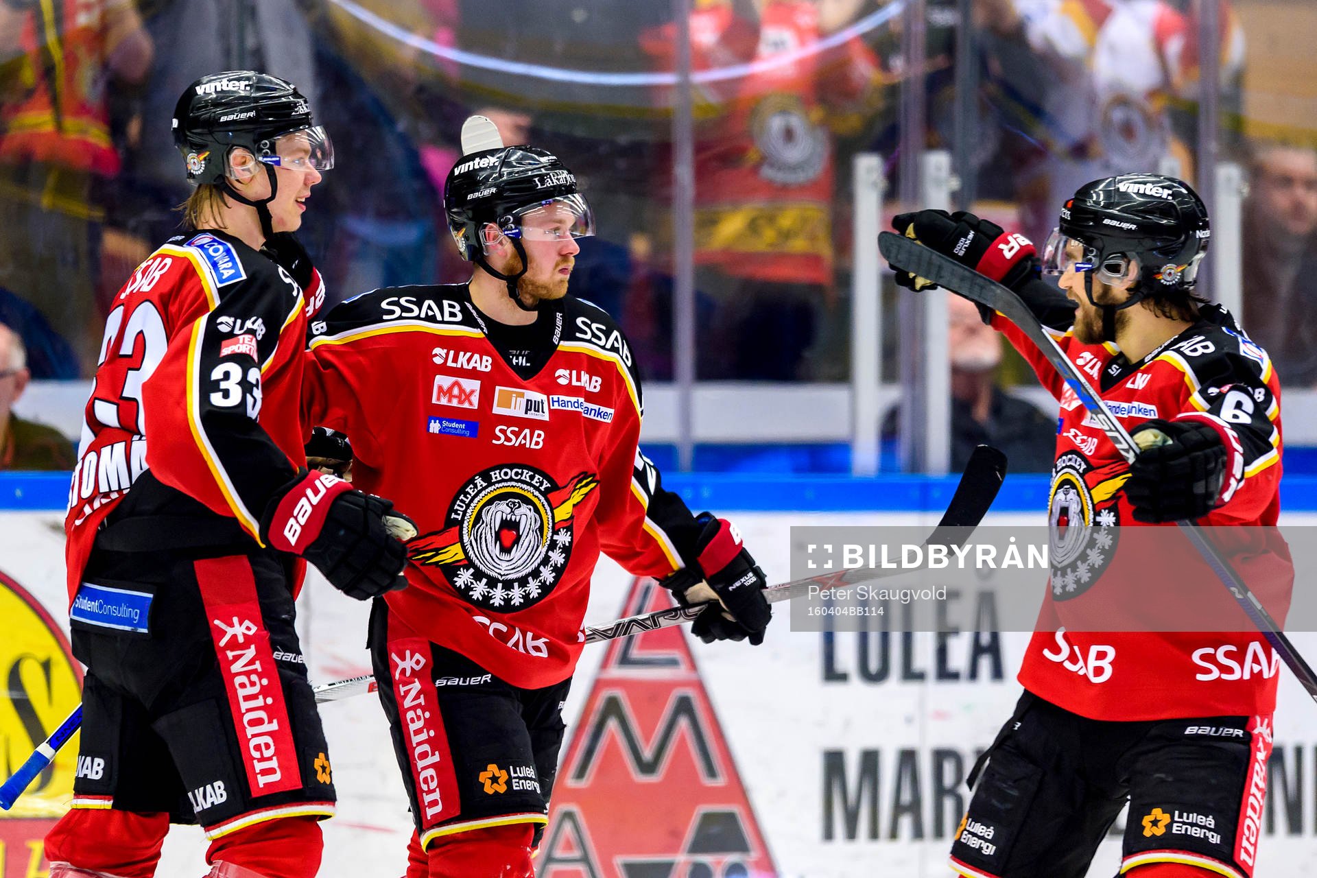 Luleås Lucas Wallmark (m) jublar
