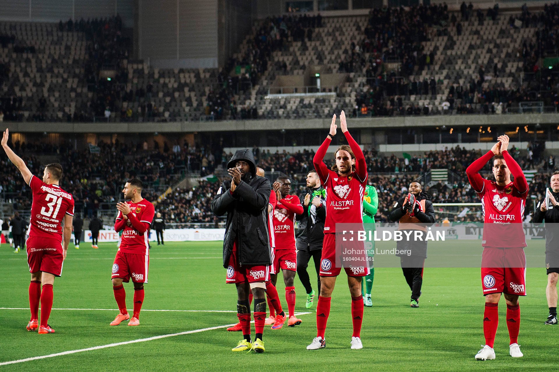 Östersunds spelare tackar publiken