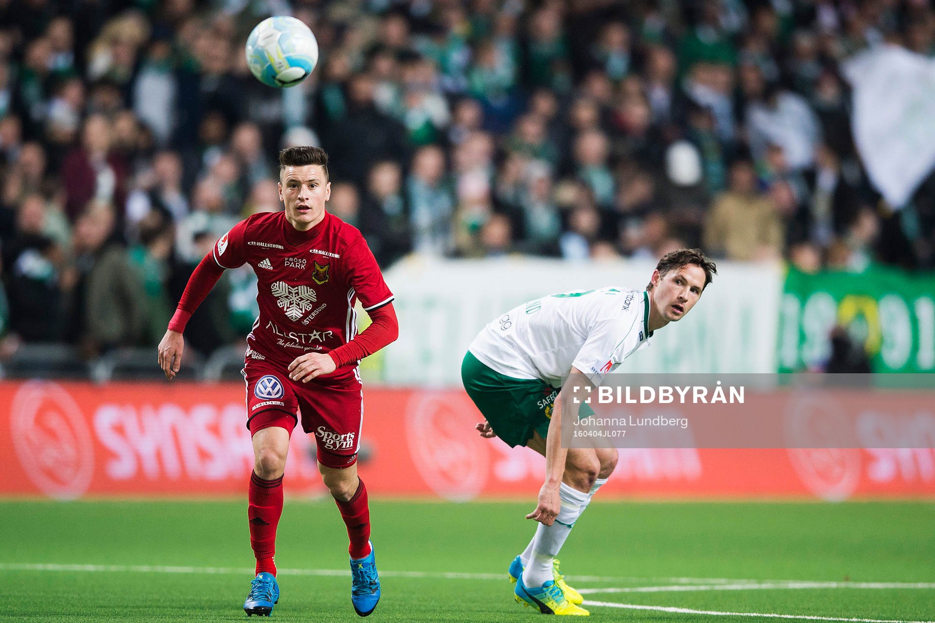 Östersunds Jamie Hopcutt och Hammarbys Philip Haglund