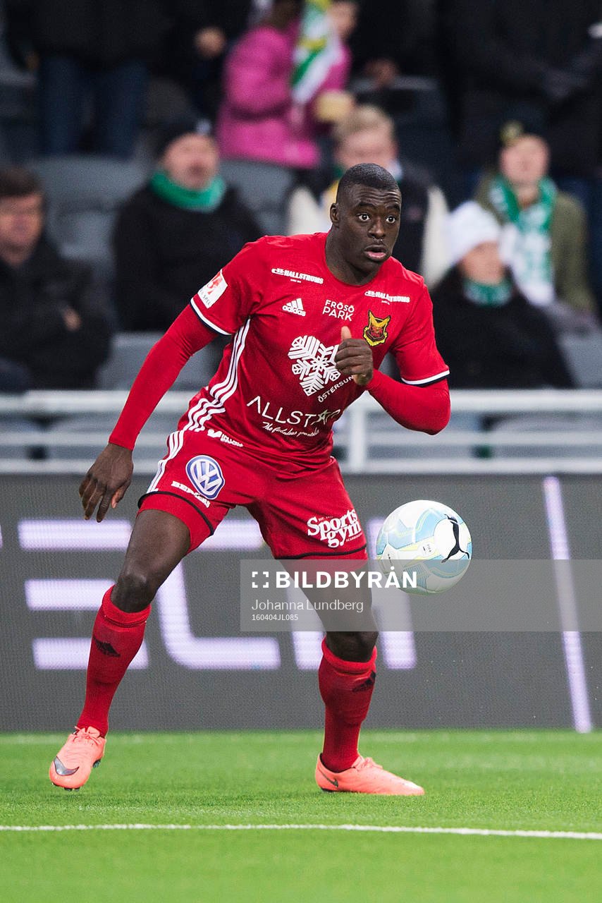 Östersunds Ken Sema under fotbollsmatchen i Allsvenskan mellan Hammarby och Östersund den 4 april 2016 i Stockholm. 