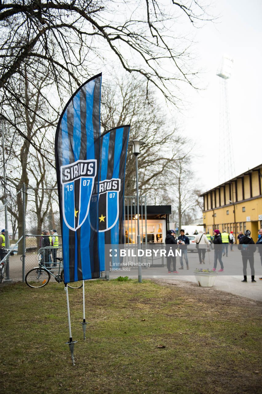 Sirius vepor i entrén till Studenternas IP
