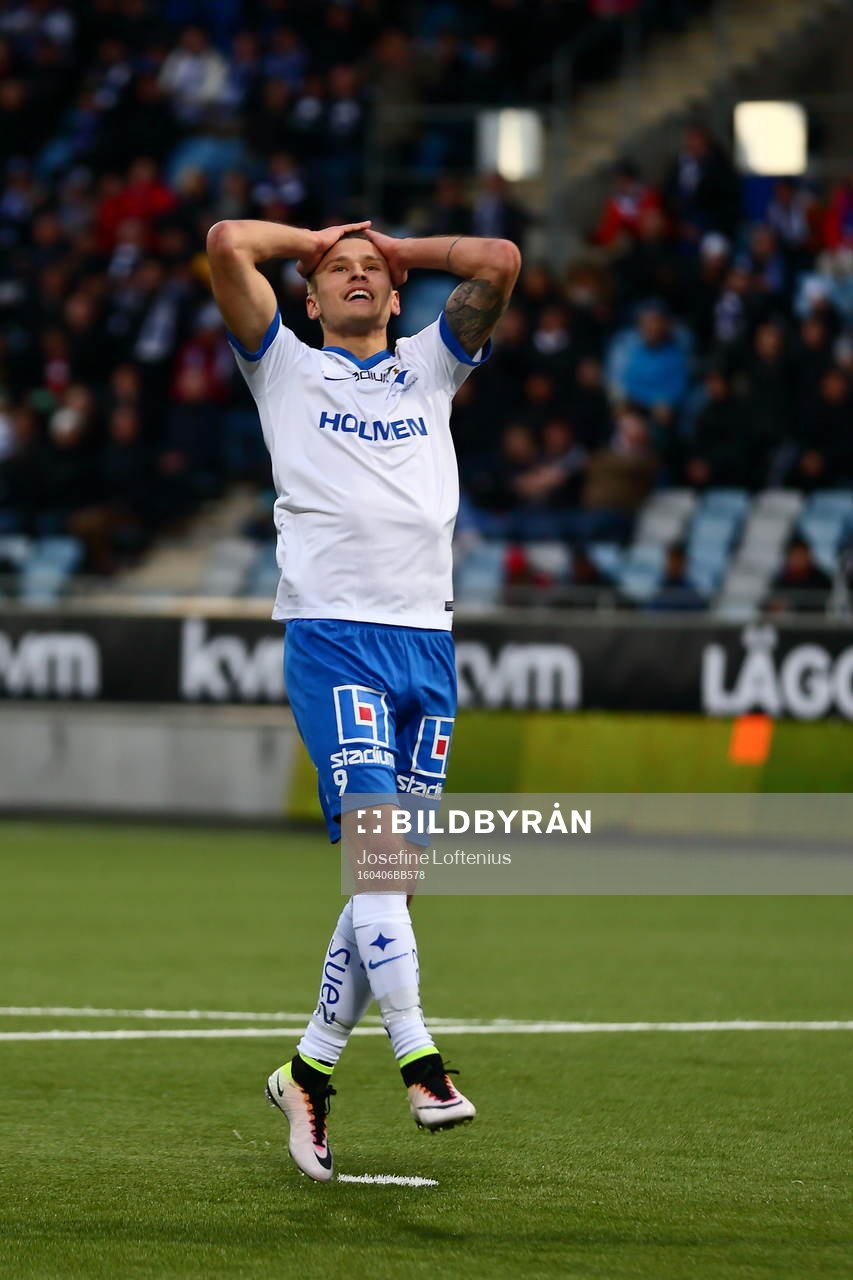 Norrköpings Arnor Ingvi Traustason reagerar