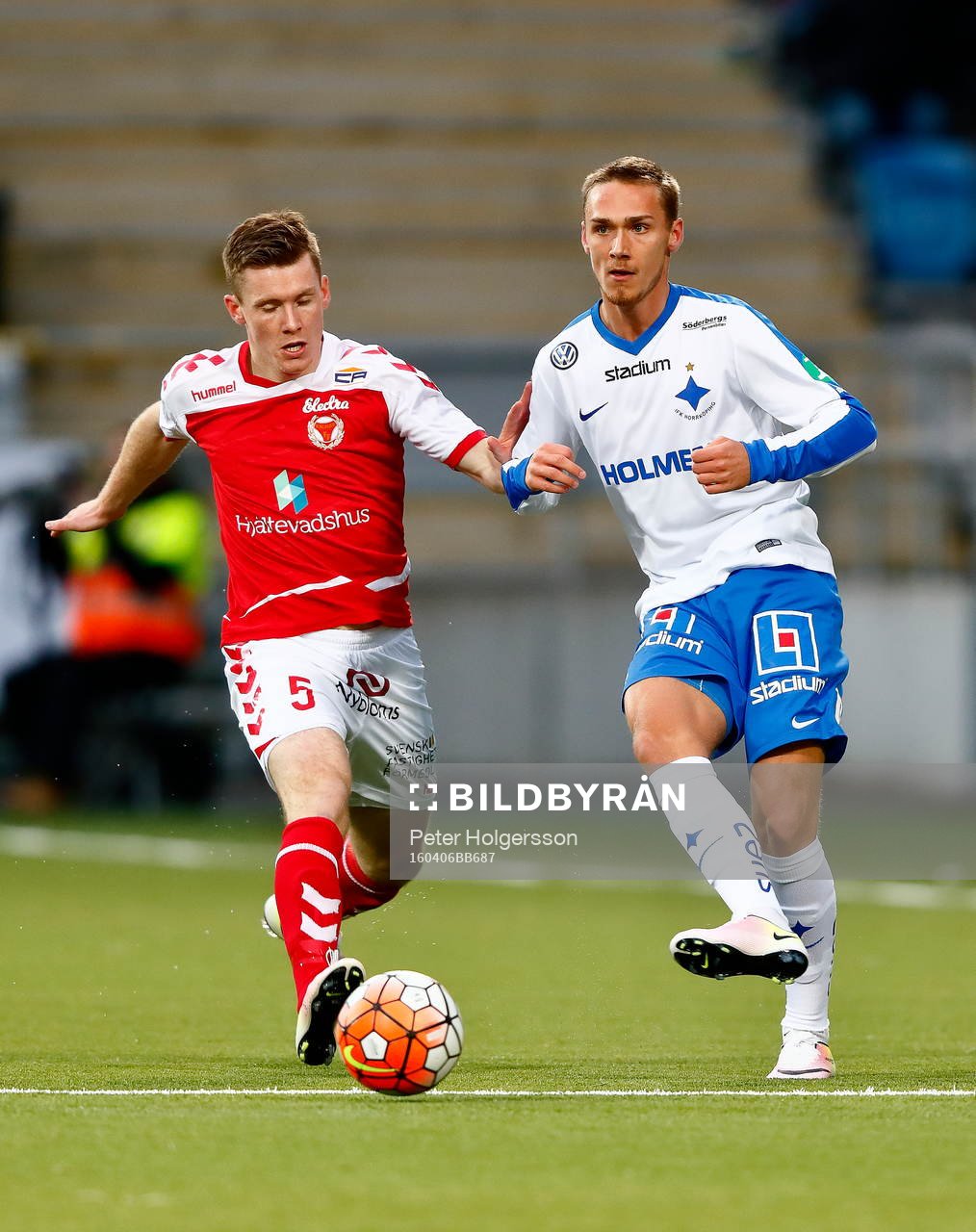 Kalmars Viktor Agardius och Norrköpings Linus Wahlqvist