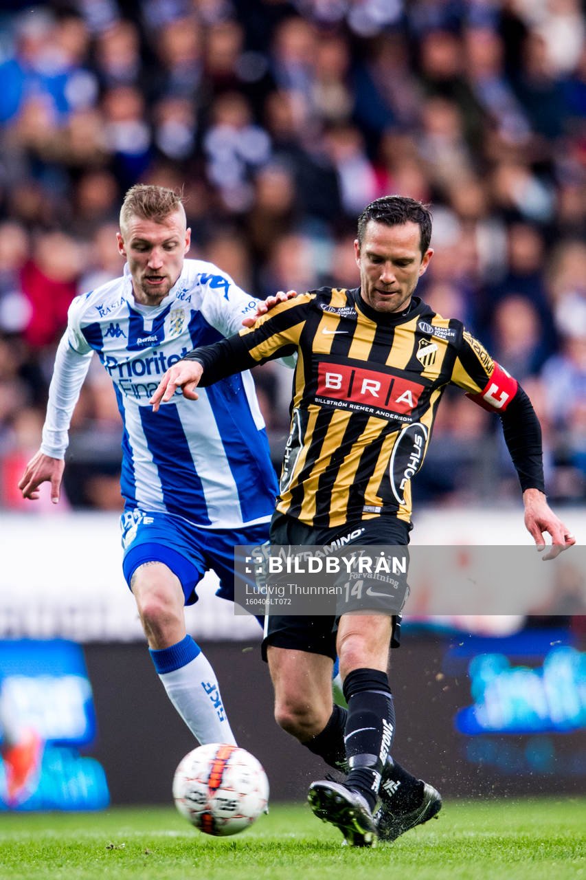 IFK Göteborgs Sebastian Eriksson och Häckens Martin