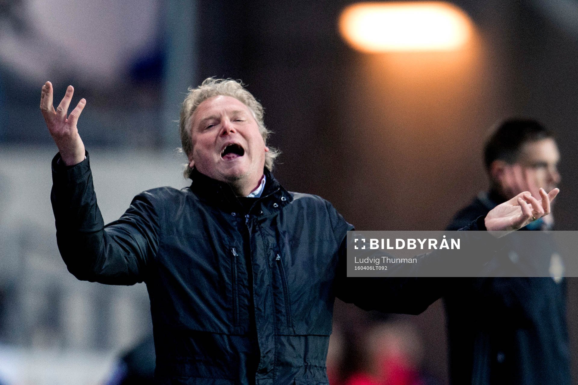 IFK Göteborgs tränare Jörgen Lennartsson reagerar på