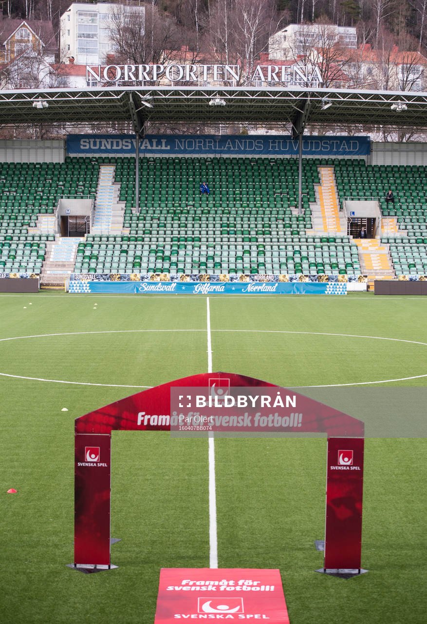 Norrporten Arena med Svenska Spels spelartunnel