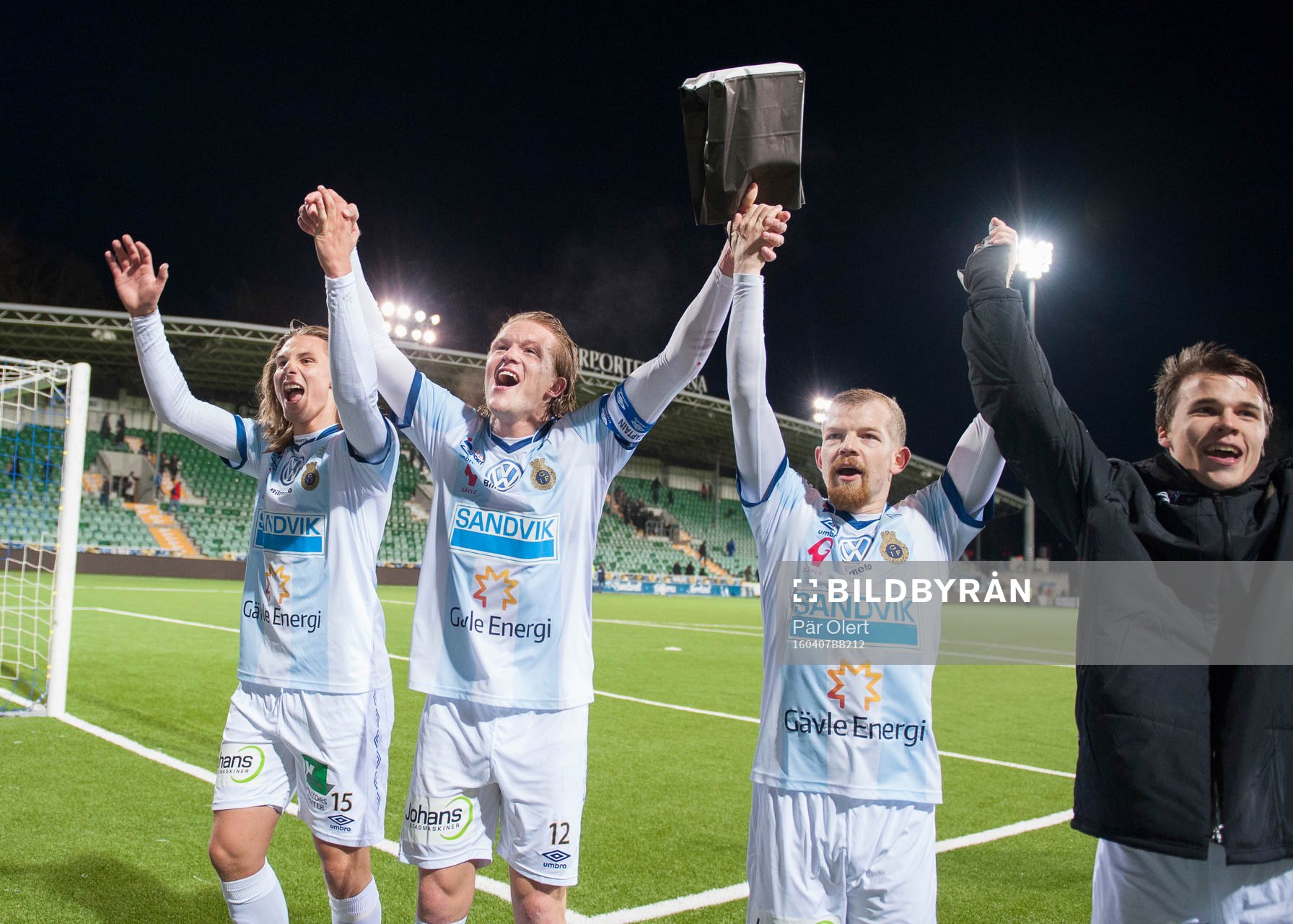 Gefles Anders Bååth, Jacob Hjelte & Jonas Lantto jublar
