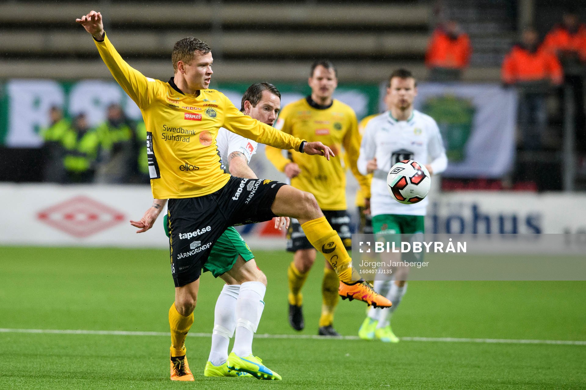 Elfsborgs Viktor Claesson och Hammarbys Johan Persson