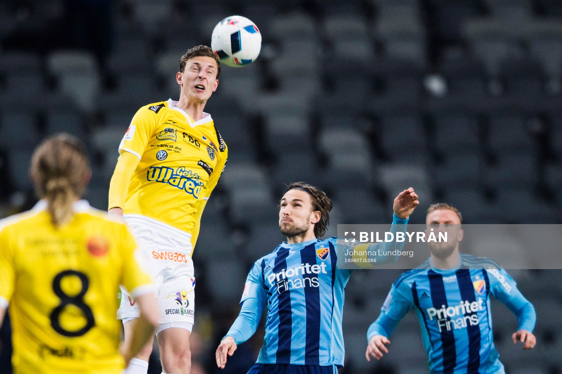 Falkenbergs Gustaf Nilsson och Djurgårdens Kevin Walker
