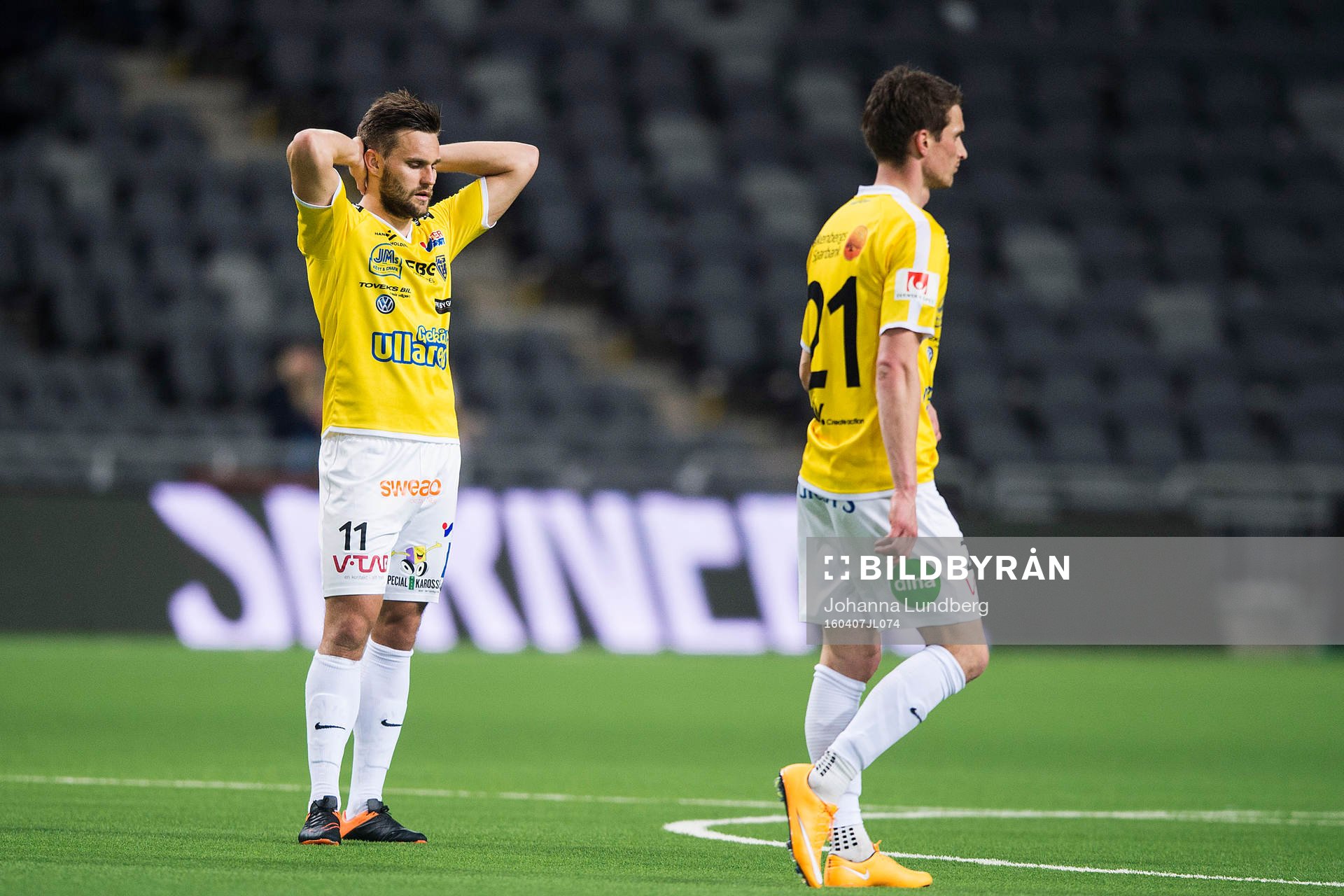 Falkenbergs Johannes Vall och Thomas Juel-Nielsen deppar