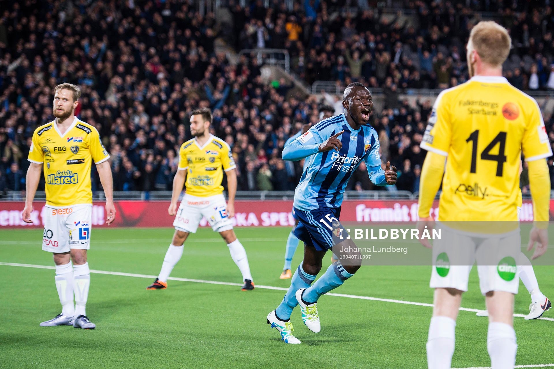 Djurgårdens Omar Colley jublar