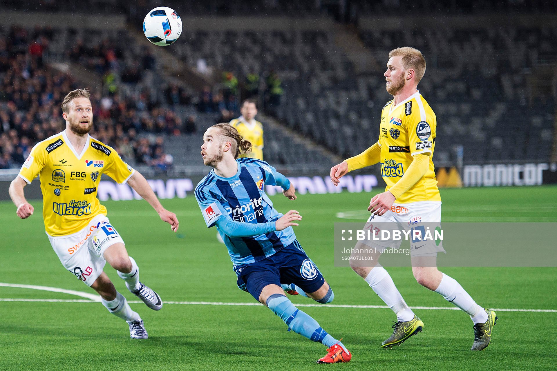 Djurgårdens Daniel Berntsen utmanar Falkenbergs Akseli