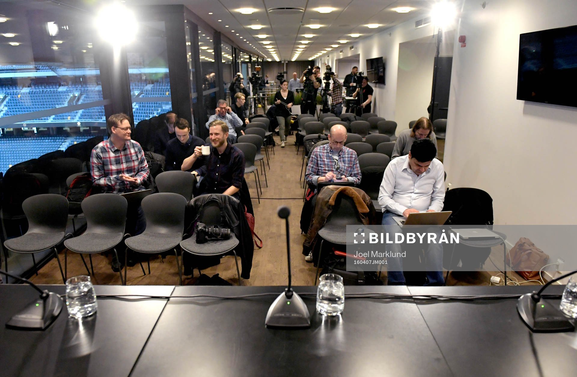 Journalister samlas