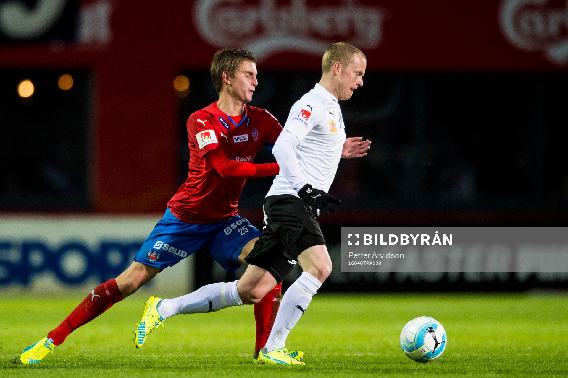 Helsingborgs Felix Bindelöv och Örebros Daniel Gustavsson