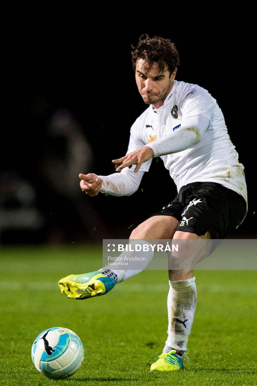 Örebros Nordin Gerzic