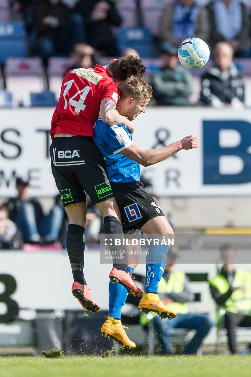Trelleborgs Alexander Blomqvist och Halmstads Alexander