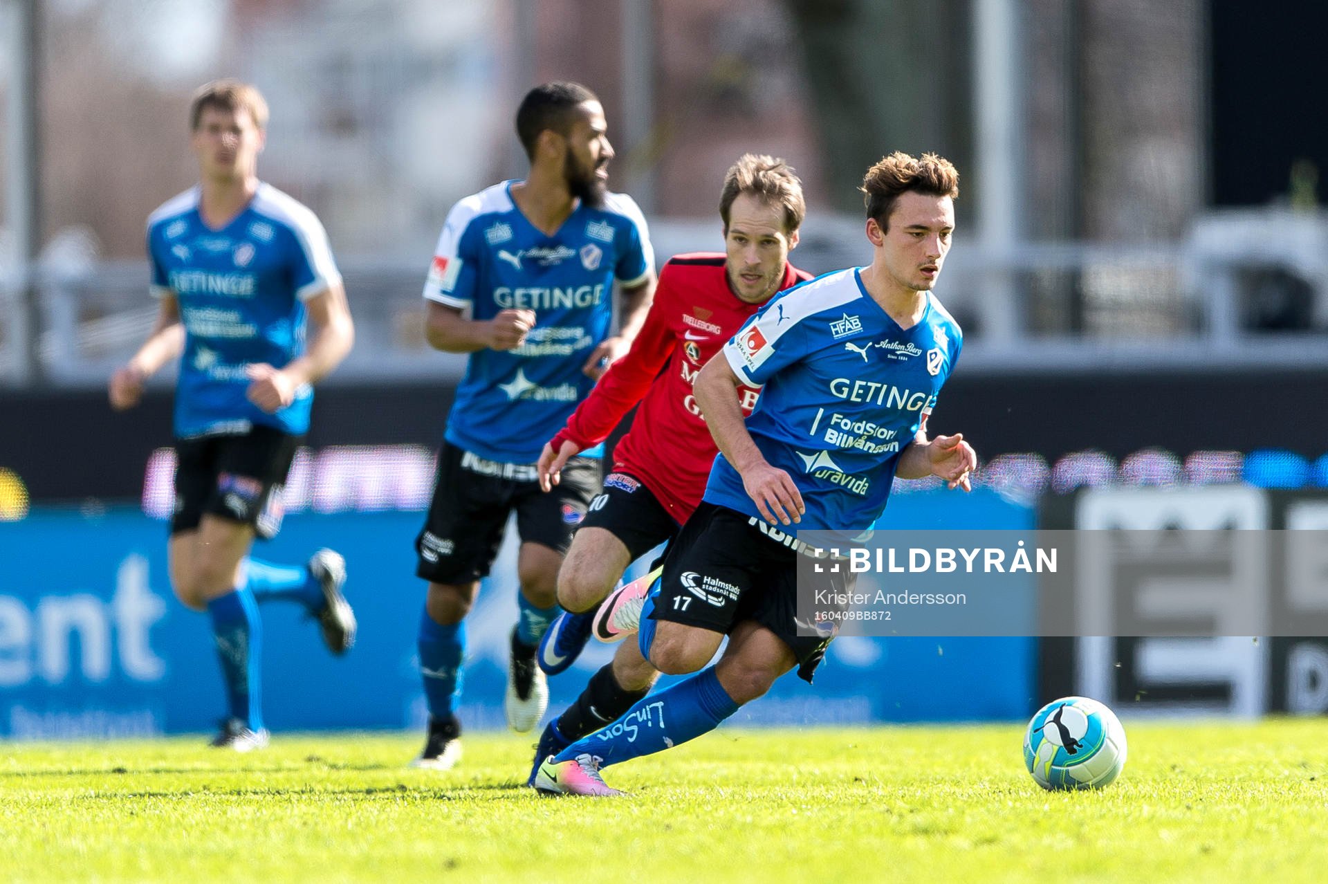 Halmstads Sead Haksabanovic och Trelleborgs Zoran Jovanovic