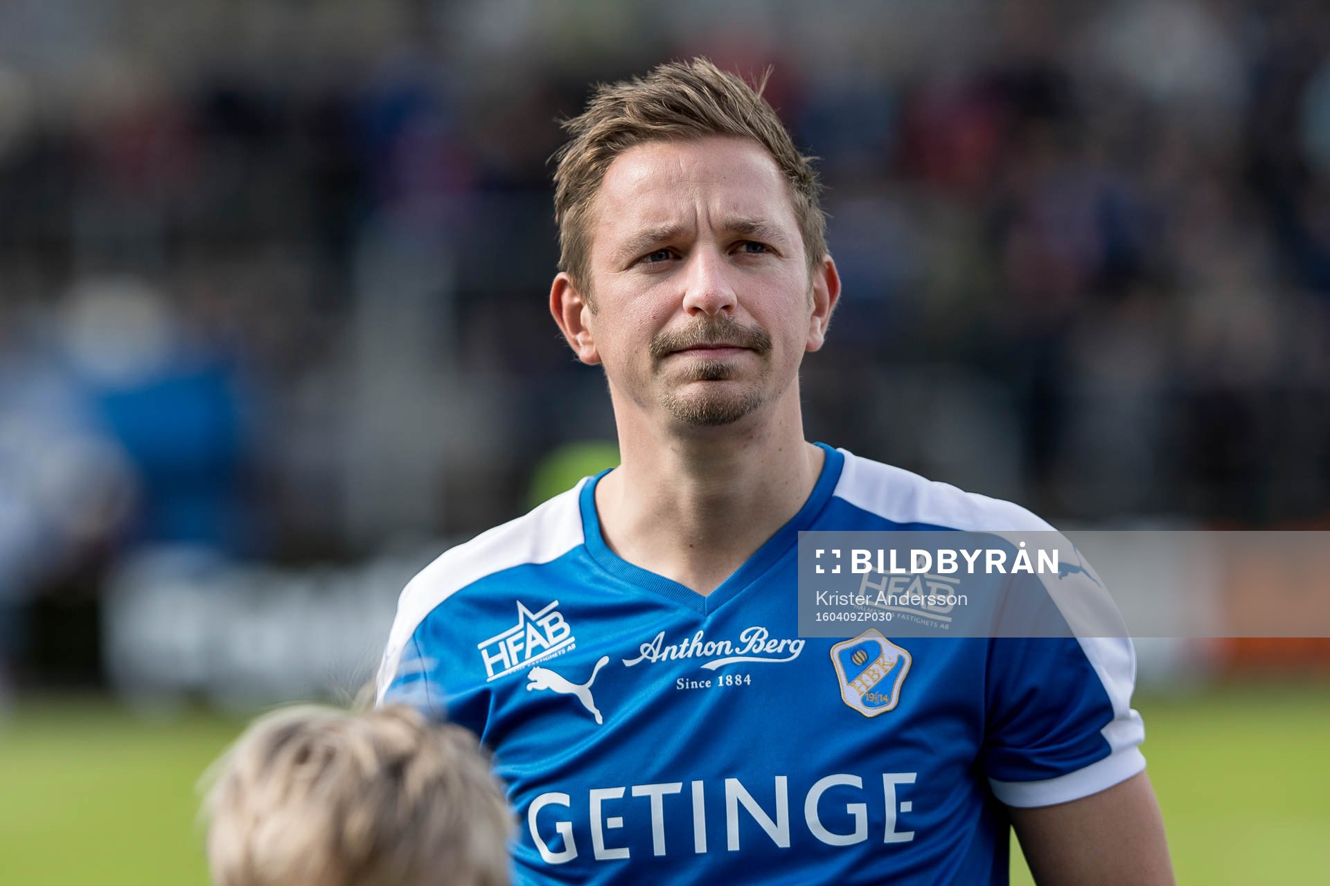 Halmstads Fredrik Olsson före fotbollsmatchen i Superettan