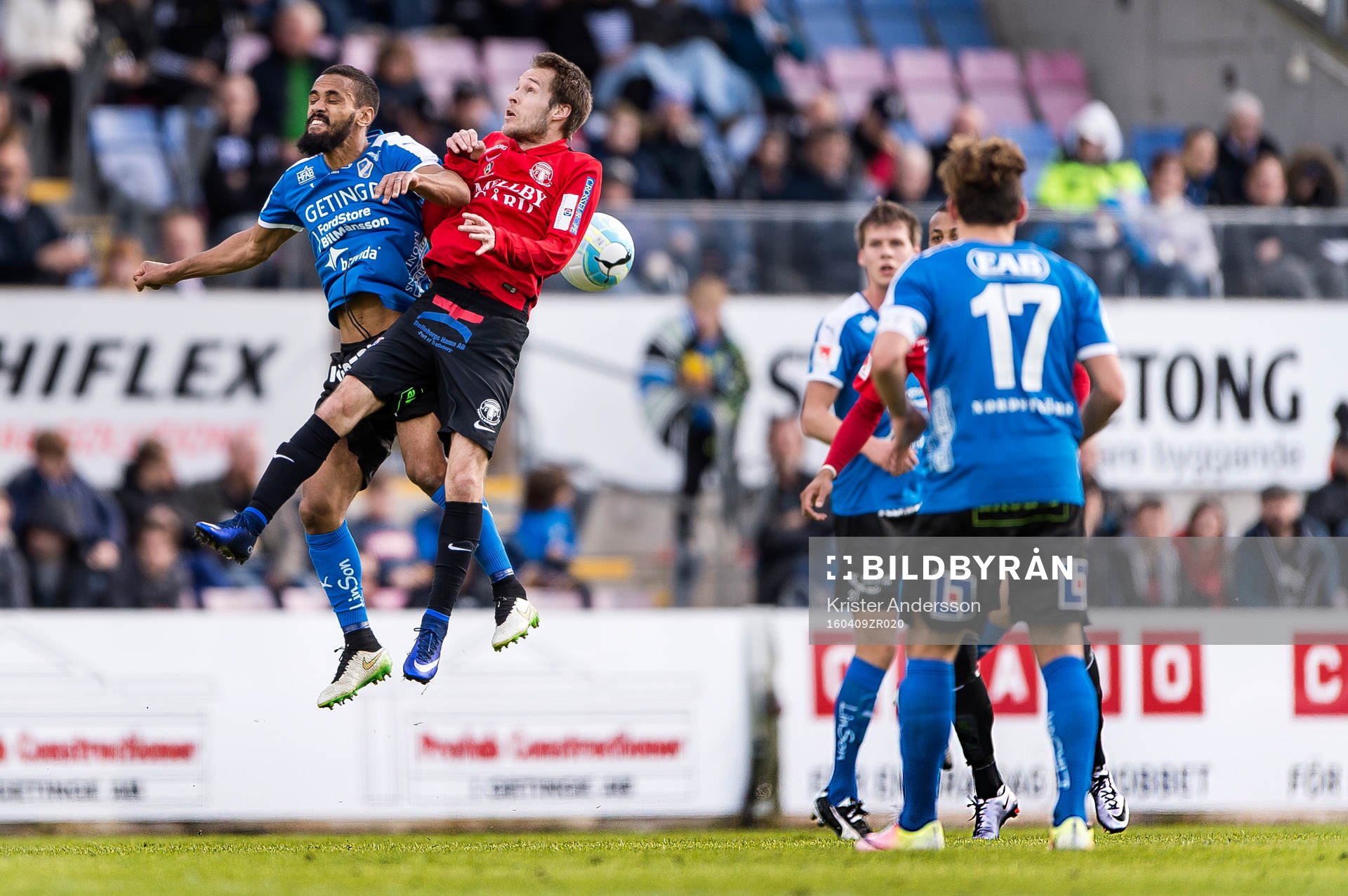 Halmstads Junes Barny och Trelleborgs Zoran Jovanovic
