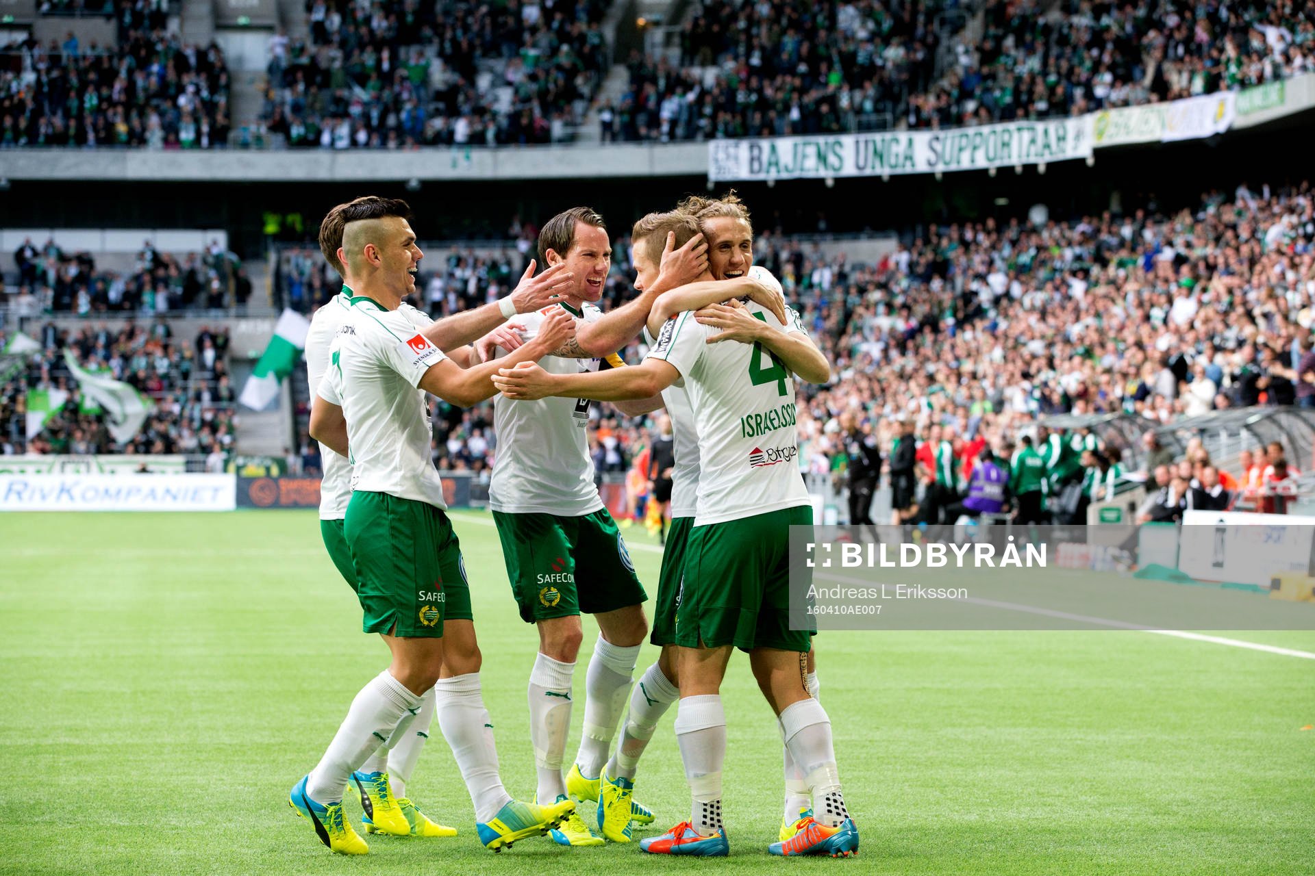Hammarbys Erik Israelsson jublar