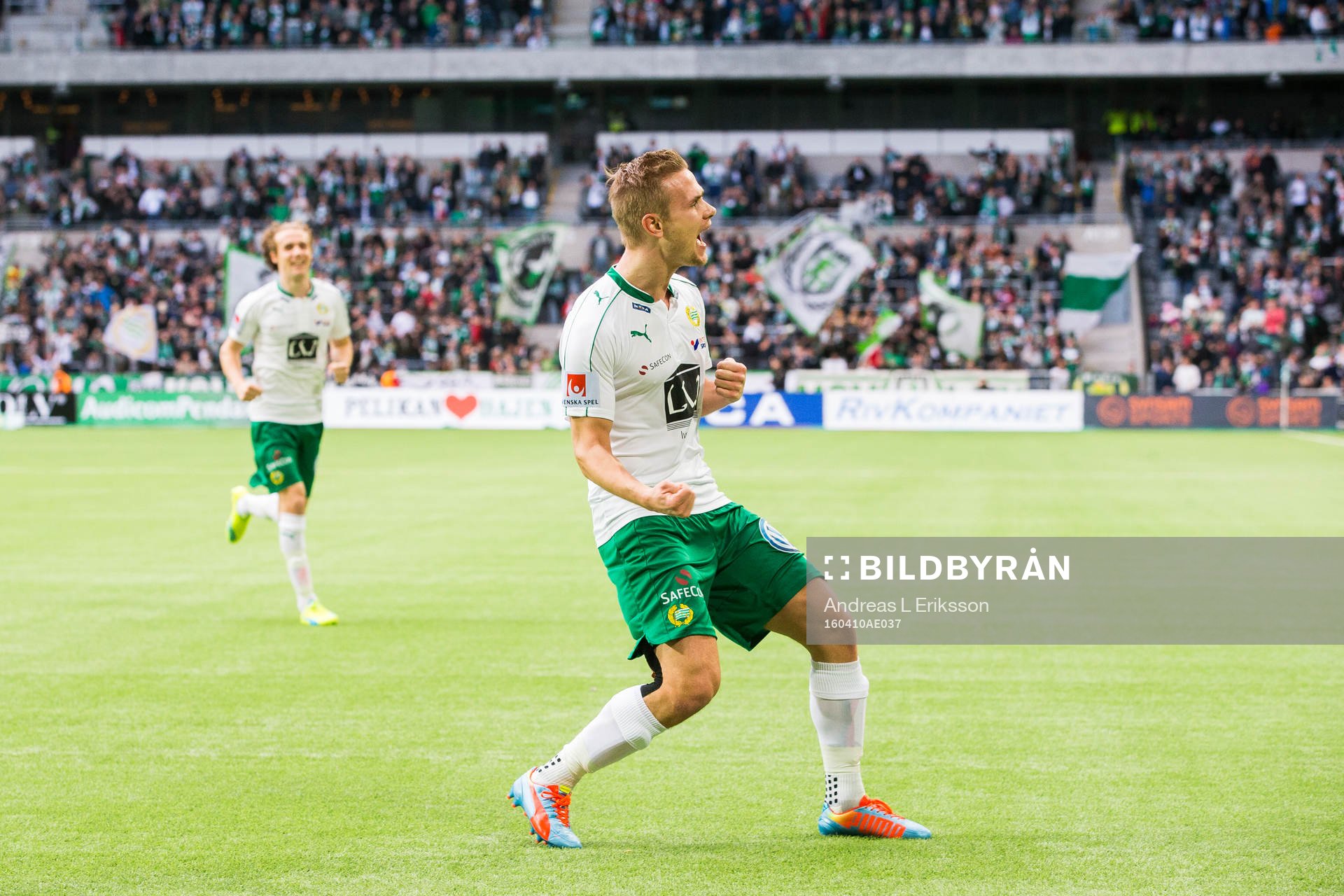 Hammarbys Erik Israelsson jublar