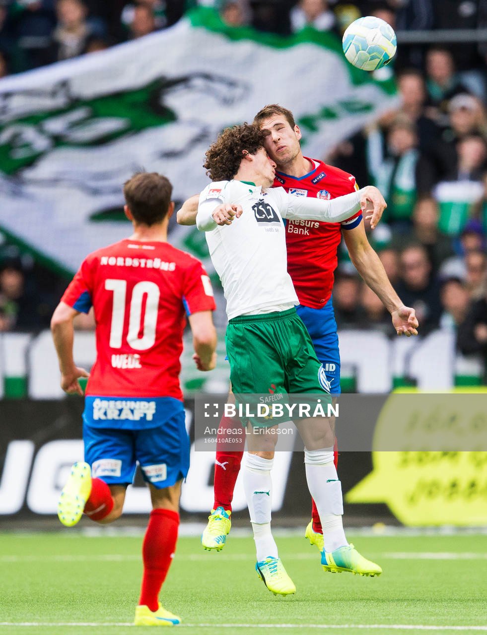Hammarbys Romulo Cabral Pereira Pinto i en nickduell med