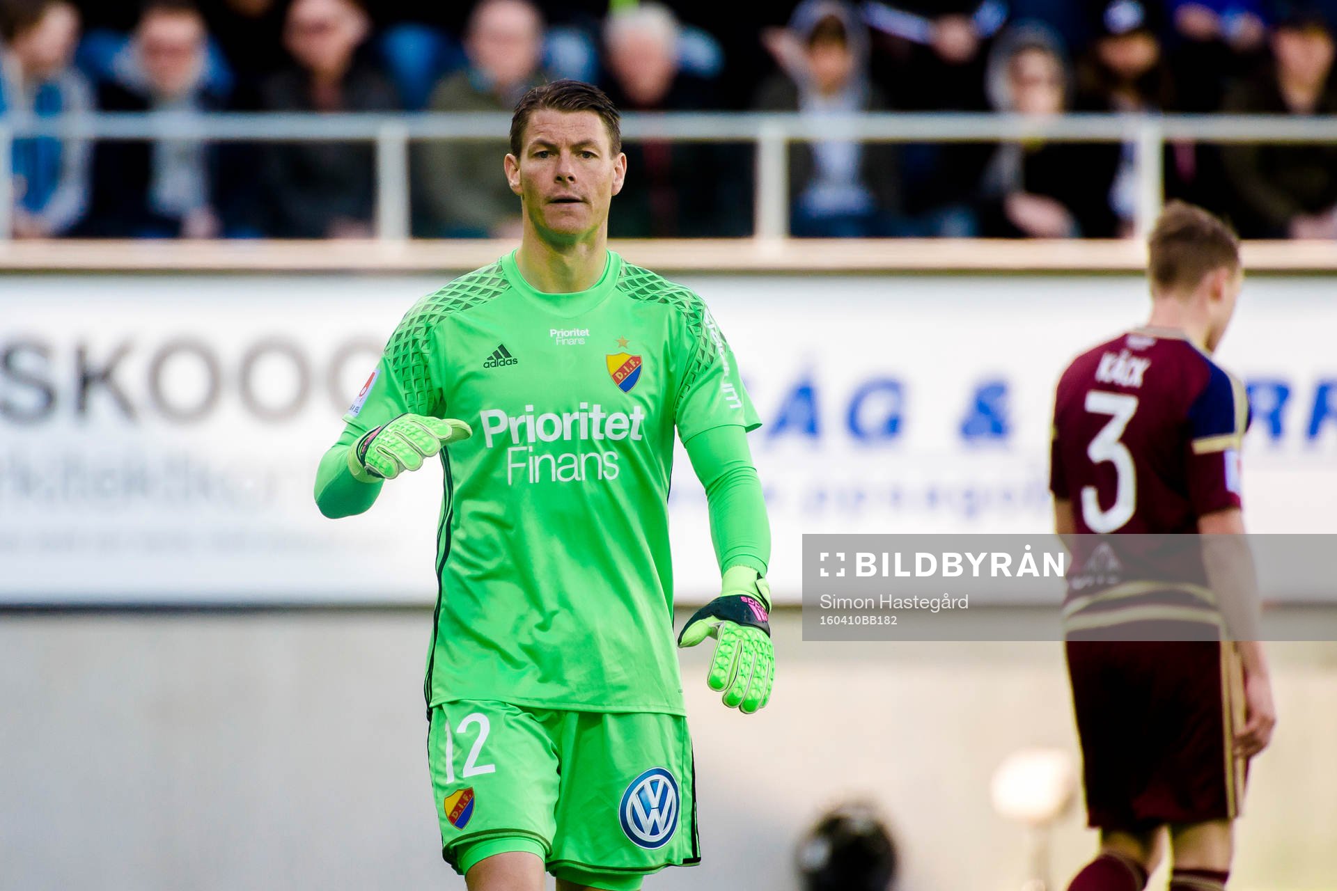 Djurgårdens målvakt Kenneth Høie under fotbollsmatchen i Allsvenskan mellan Gefle och Djurgården den 10 April 2016 i Gävle.