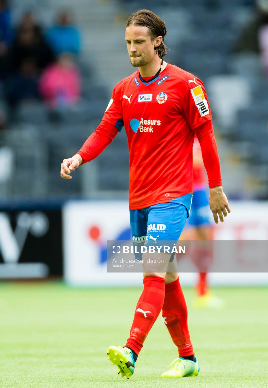 Helsingborgs Linus Hallenius ser deppig ut