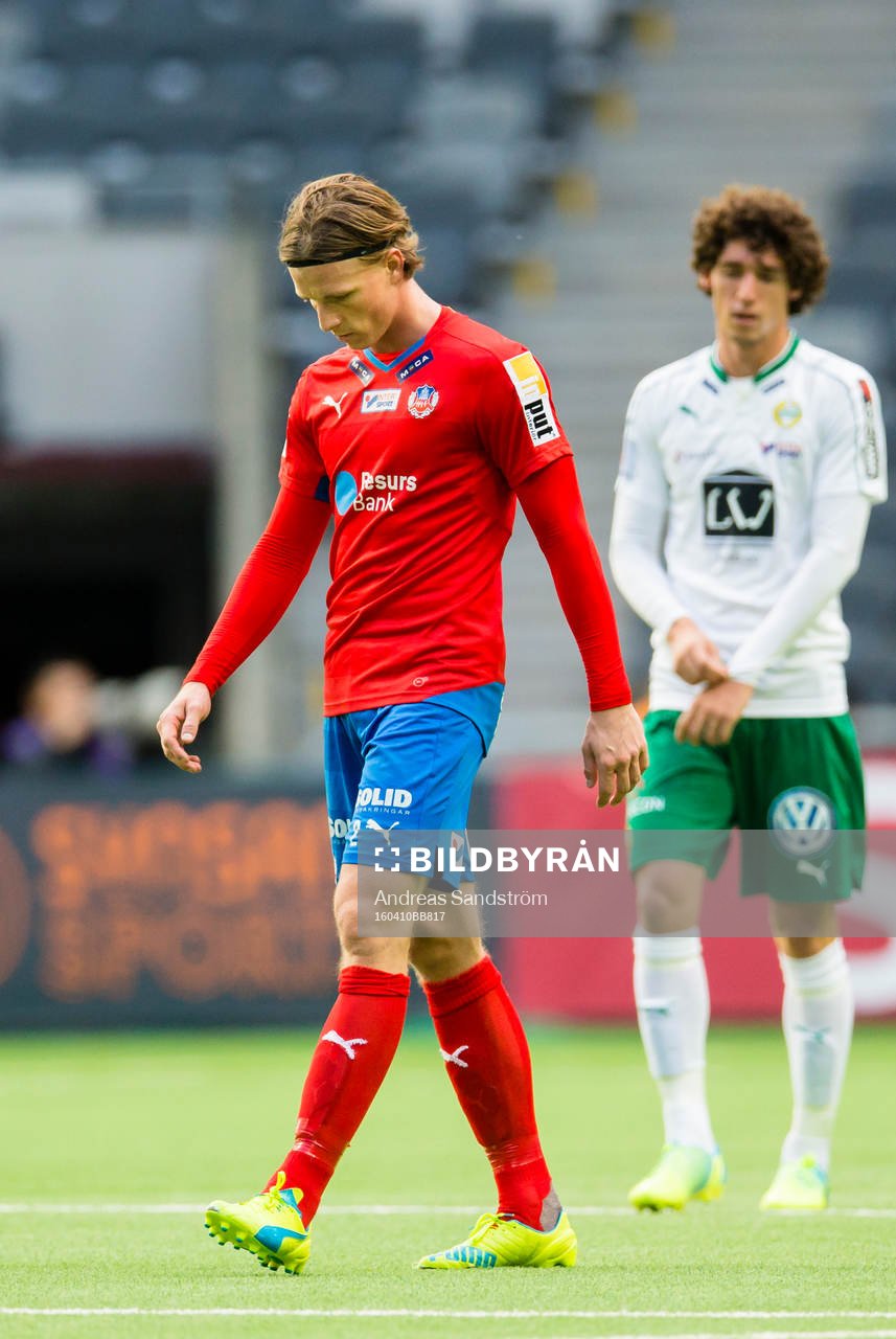 Helsingborgs Carl Johansson ser deppig ut