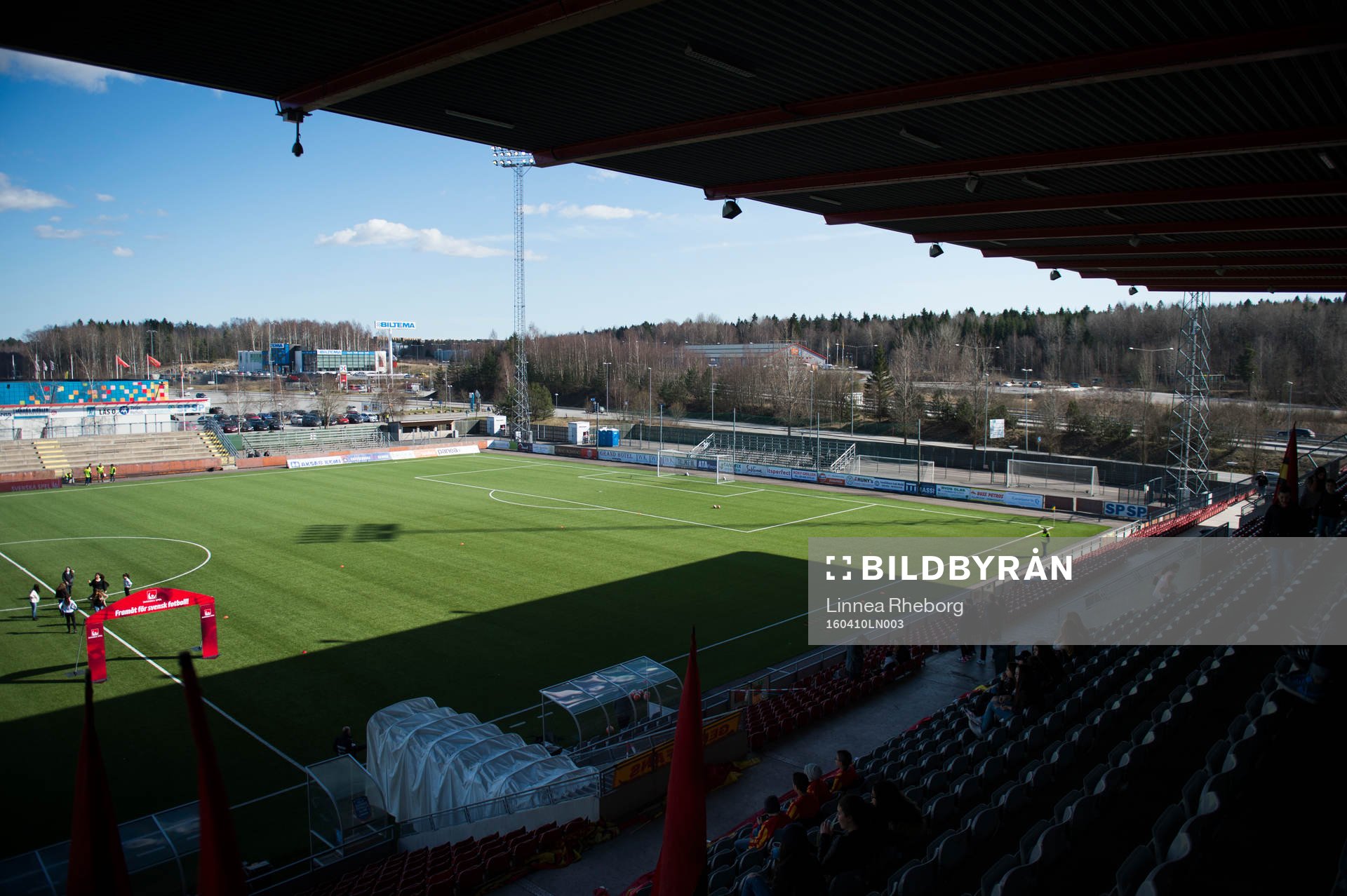 Interiör av Södertälje Fotbollsarena
