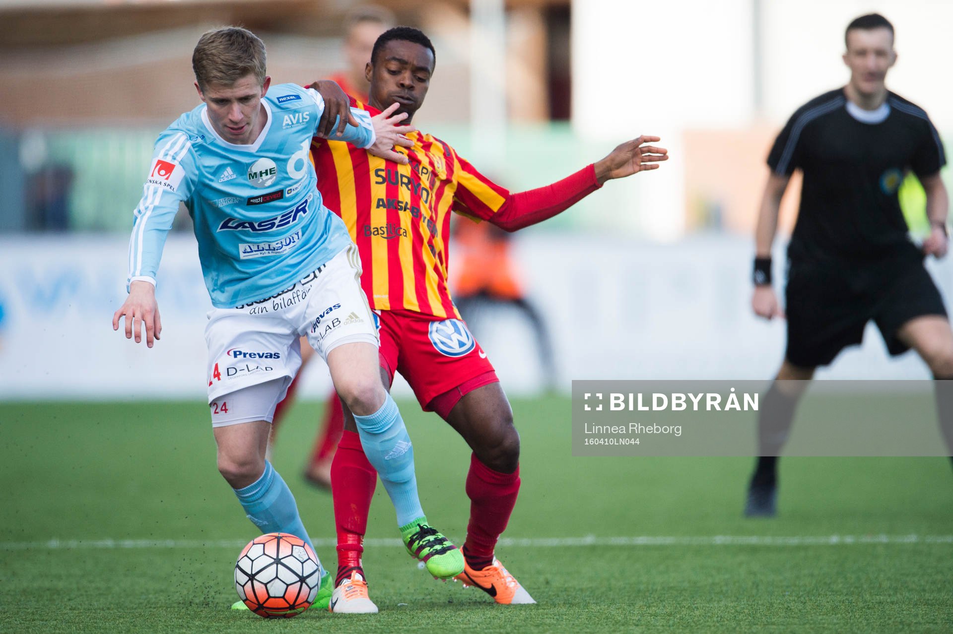Degerfors Ludvig Fritzson och Syrianskas Success Chimakpa