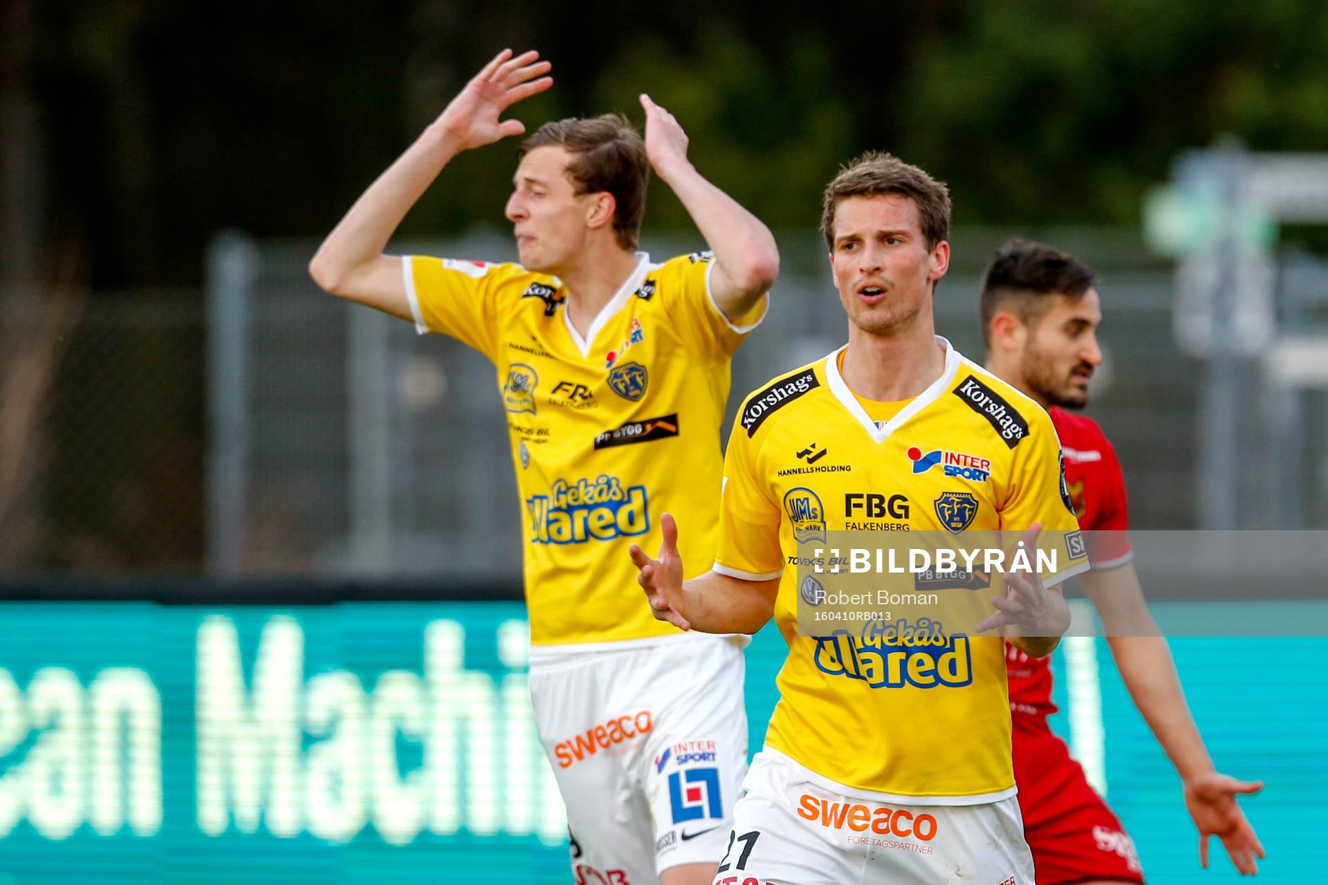 Falkenbergs Thomas Juel-Nielsen och Gustaf Nilsson deppar
