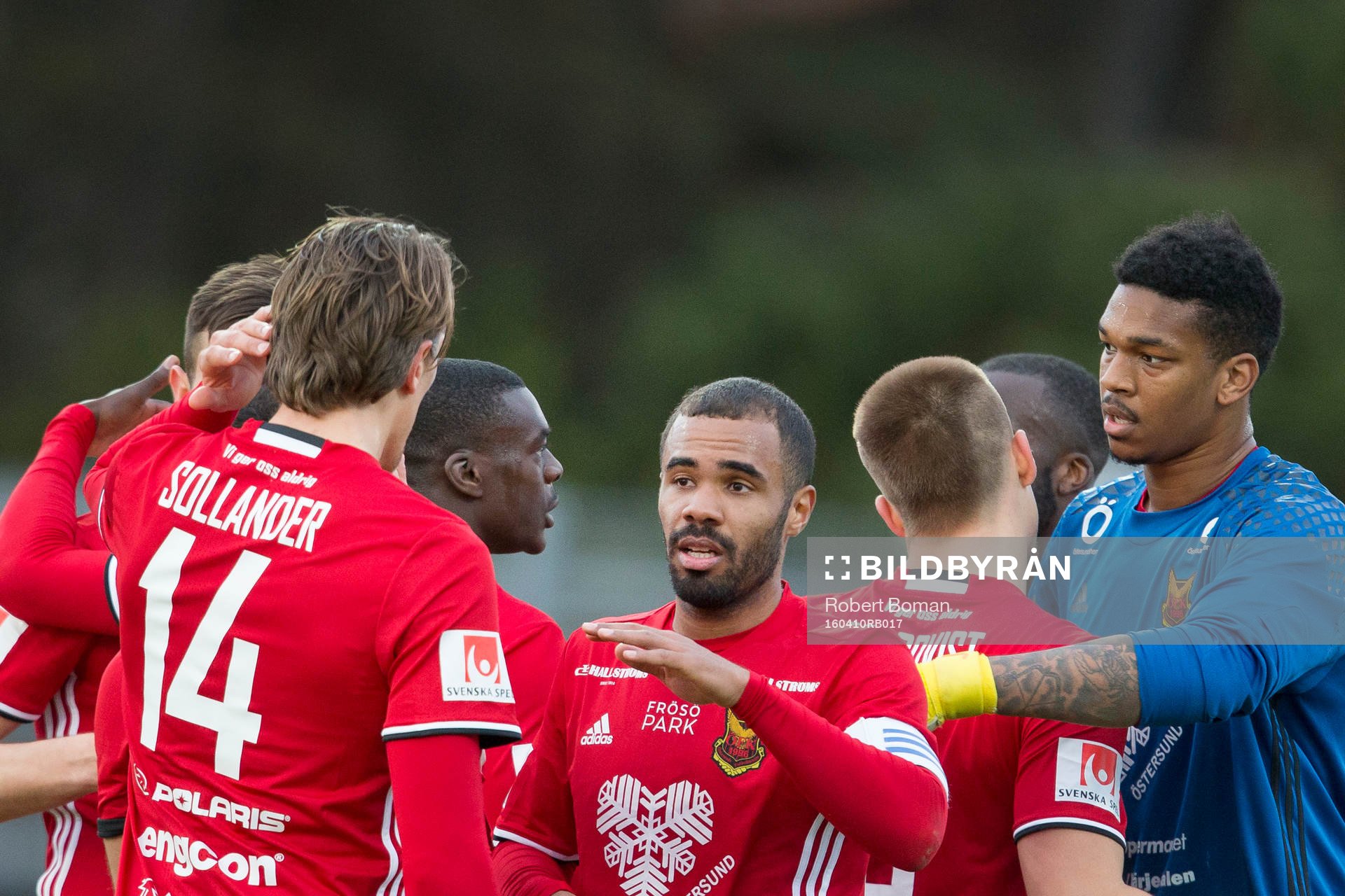 Östersunds spelare jublar