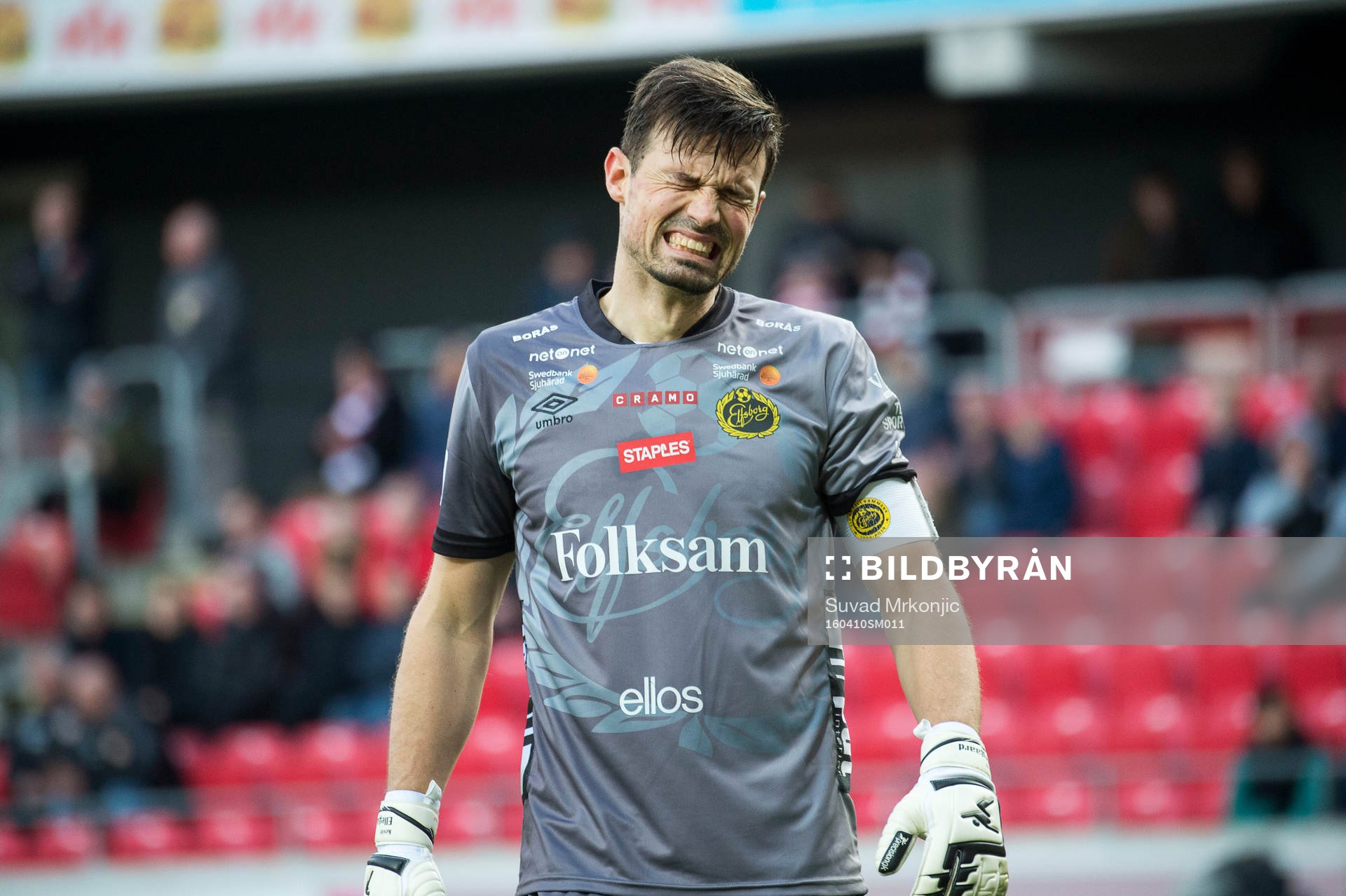 Elfsborgs målvakt Kevin Stuhr Ellegaard grimaserar