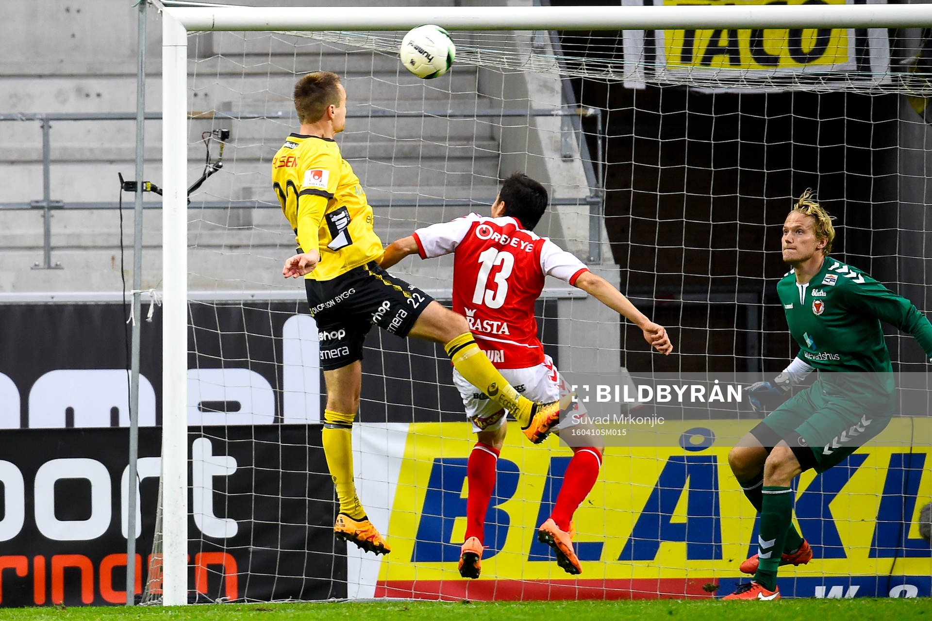 Elfsborgs Viktor Prodell nickar in 3-2