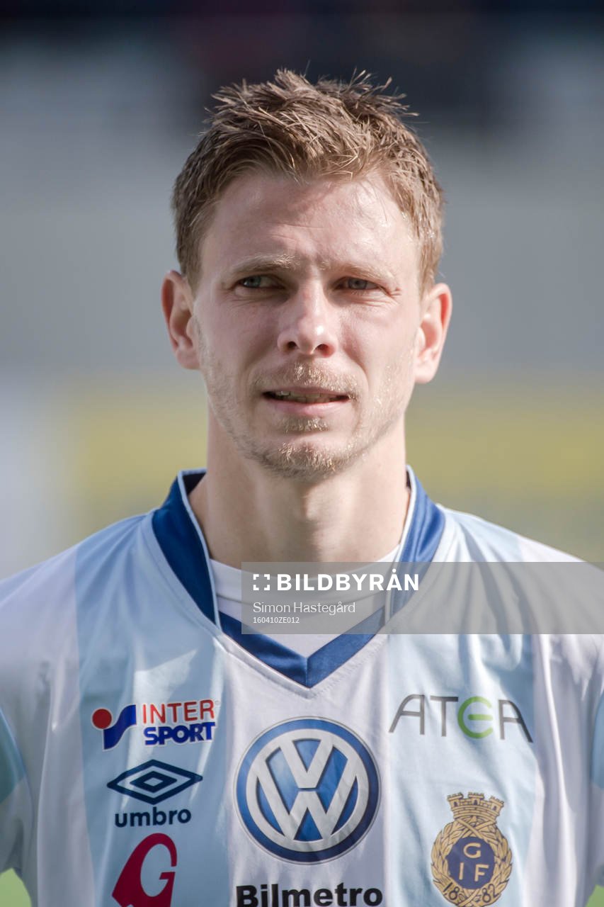 Gefles Johan Bertilsson före fotbollsmatchen i Allsvenskan