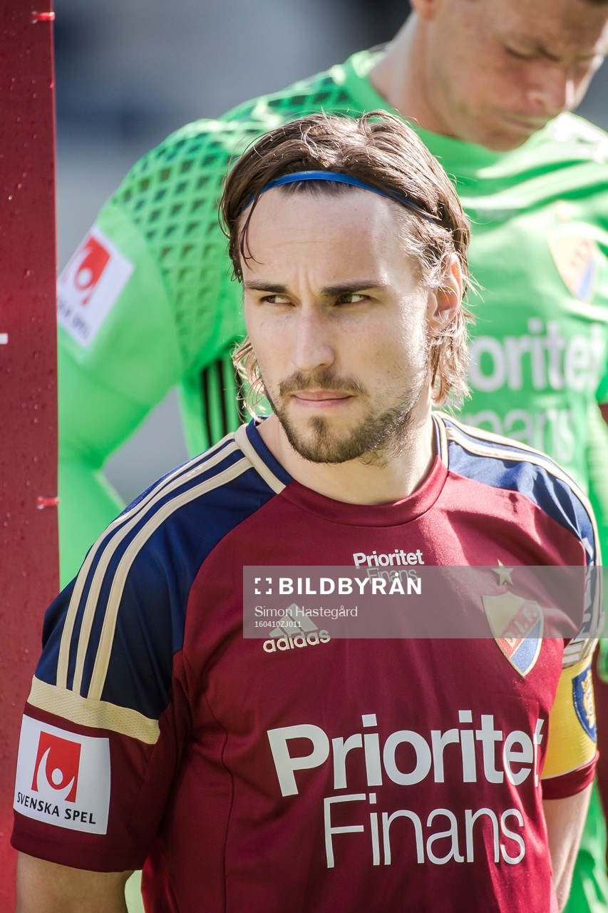Djurgårdens Kevin Walker före fotbollsmatchen i