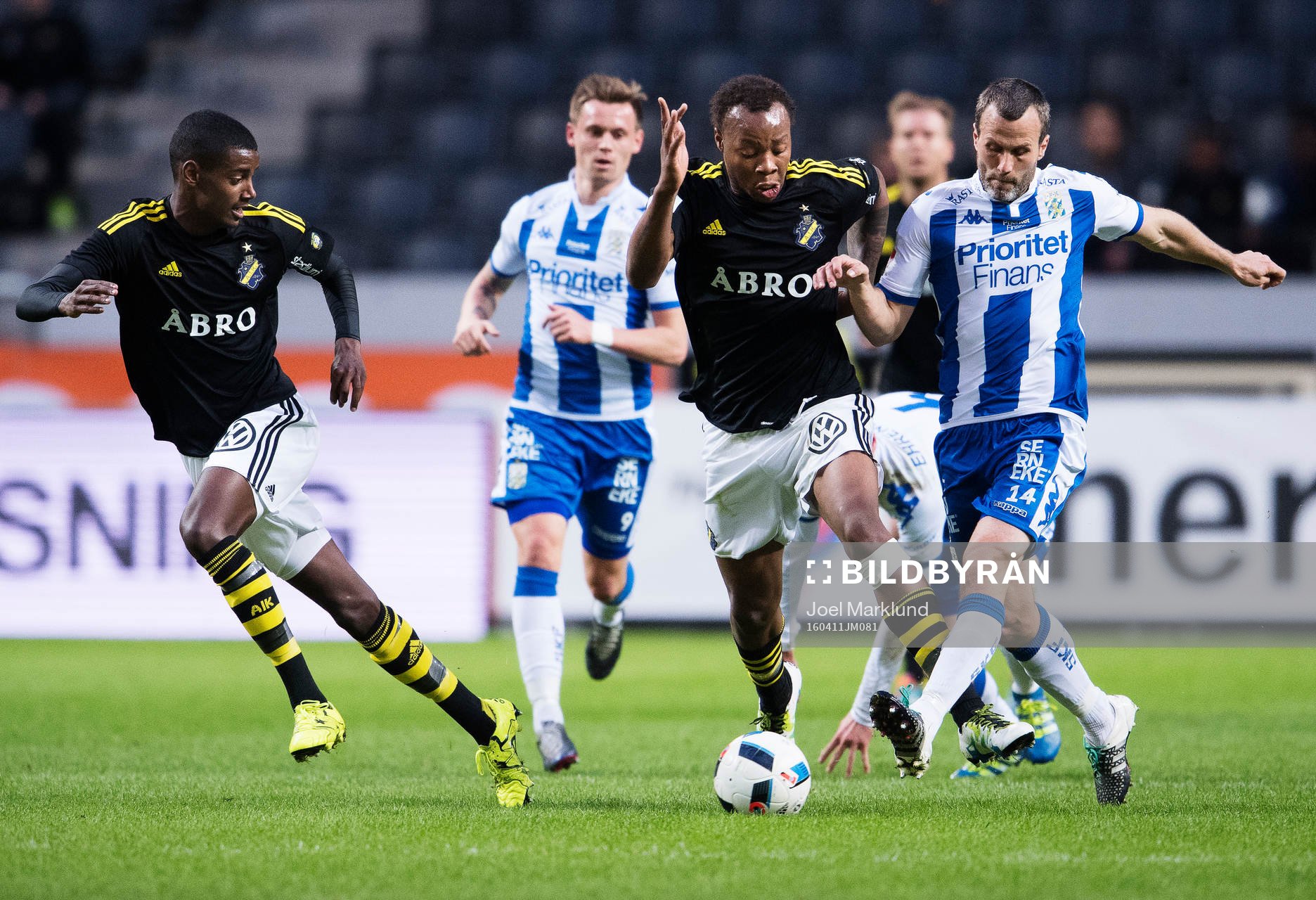s Alexander Isak och Carlos Strandberg utmanar IFK