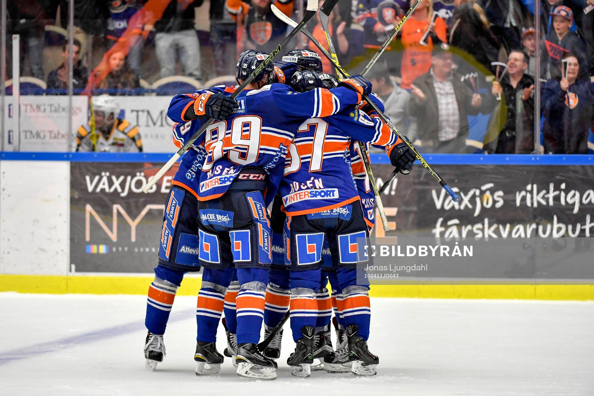 Växjös Eric Martinsson jublar