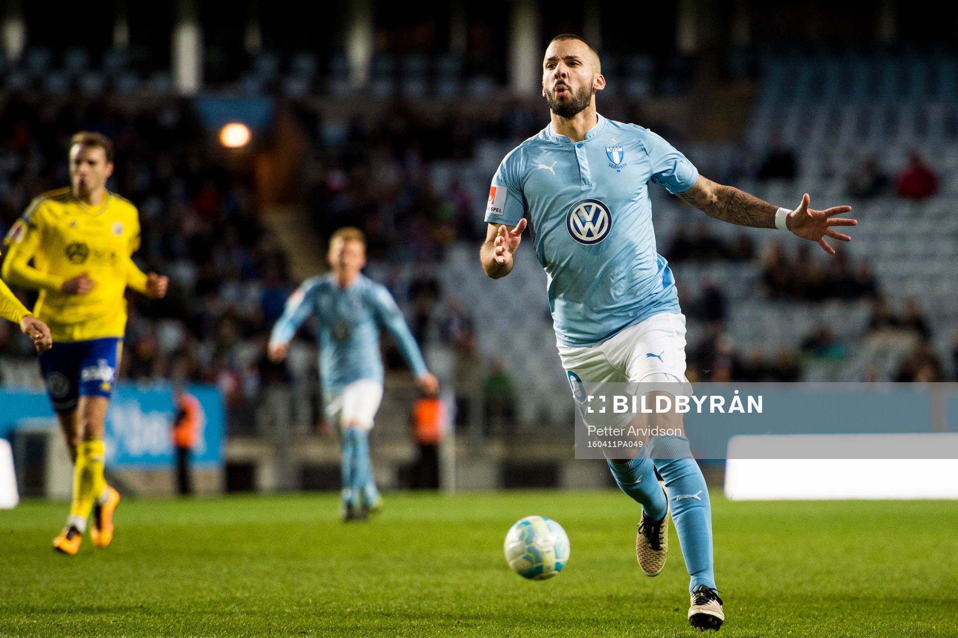 Malmö FFs Guillermo Molins deppar