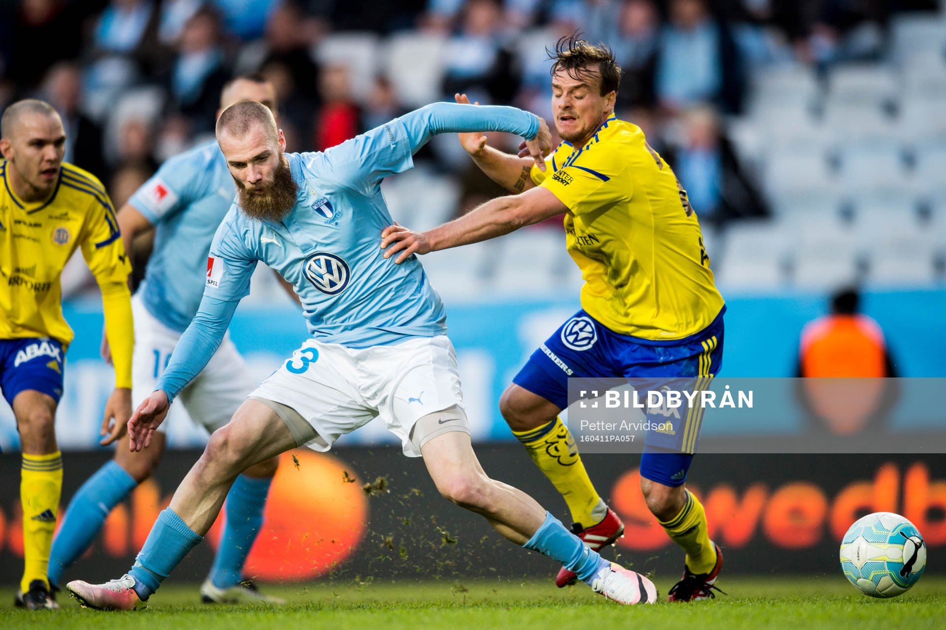 Malmö FFs Jo Inge Berget och Sundsvalls Eric Larsson