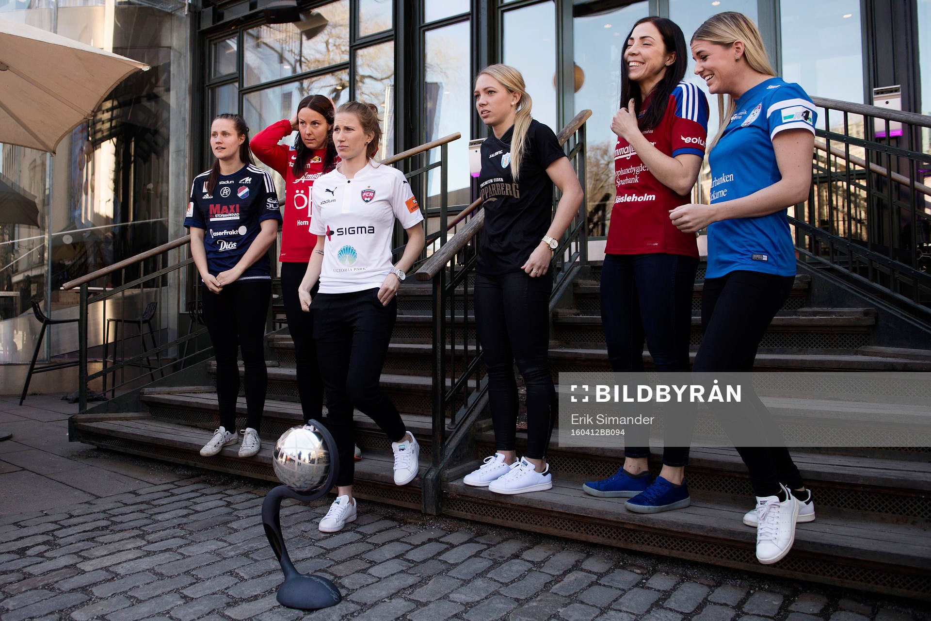 Spelare ur Damallsvenskan i väntan på att bli