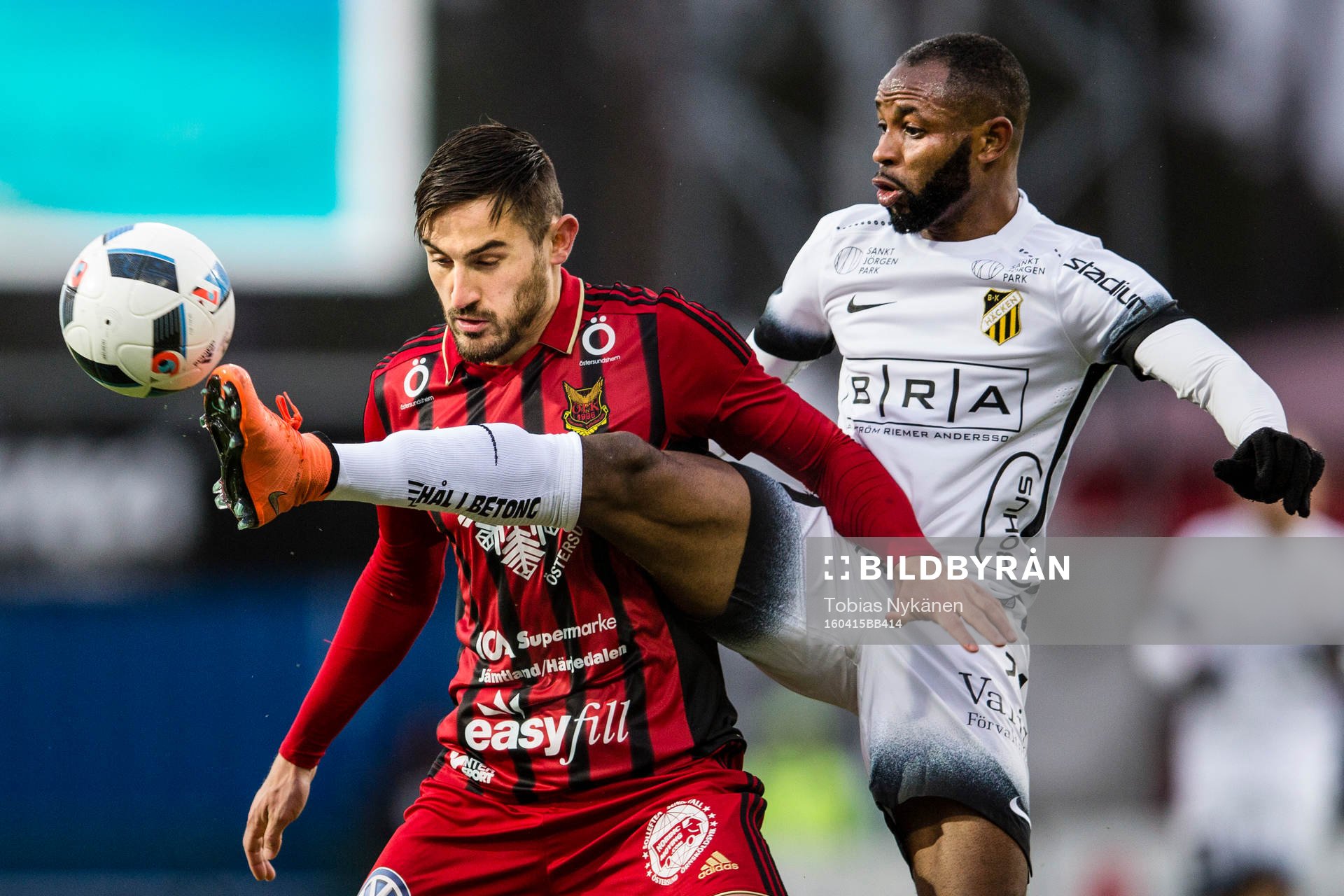 Östersunds Sotirios Papagiannopoulos mot Häckens René