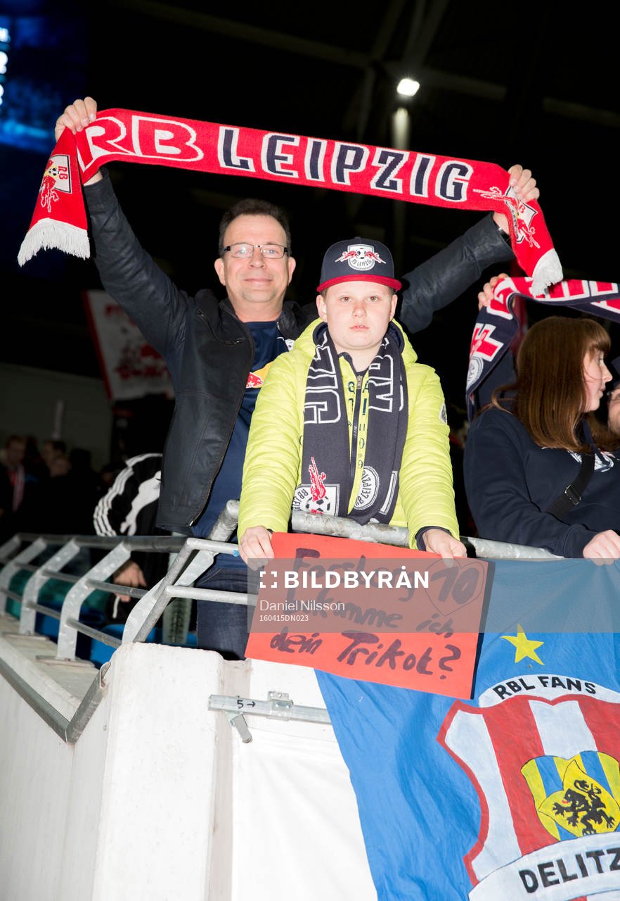 En supporter vill ha Emil Forsberg tröja på Red Bull