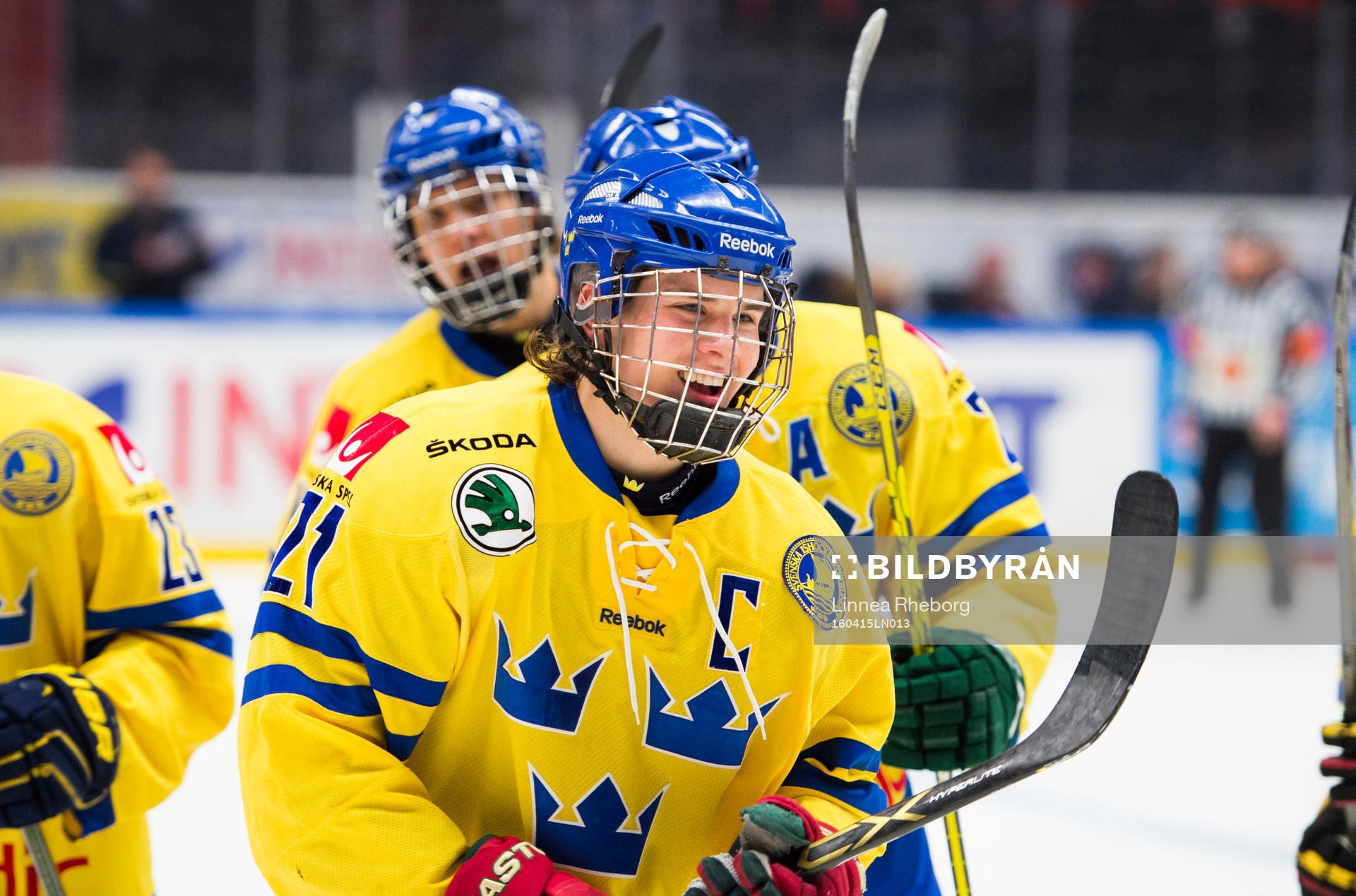 Sveriges Kalle Miketinac jublar