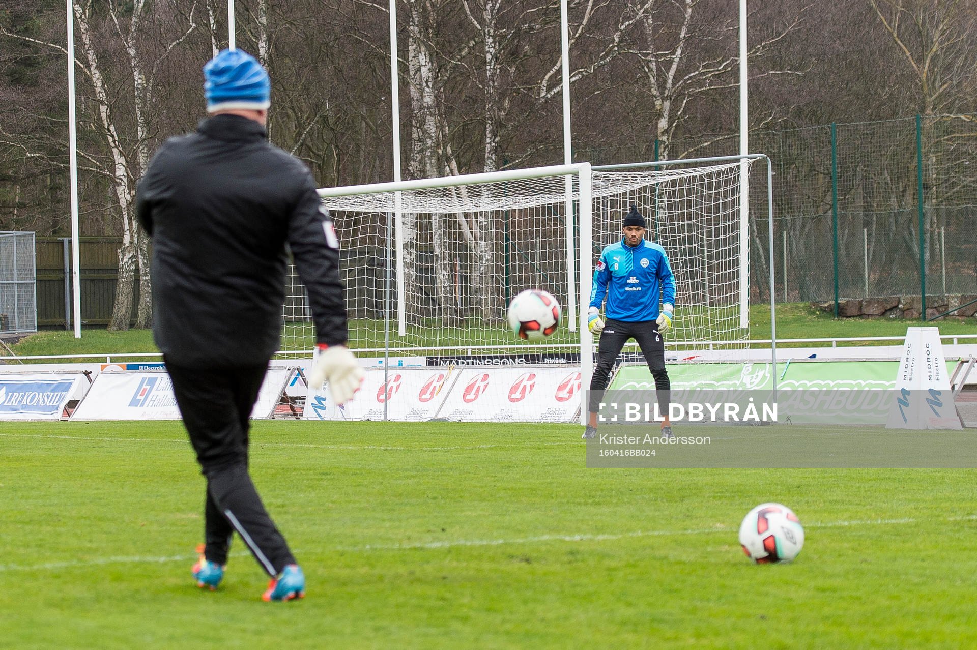 Värnamos målvakt Jonathan Rasheed före fotbollsmatchen i