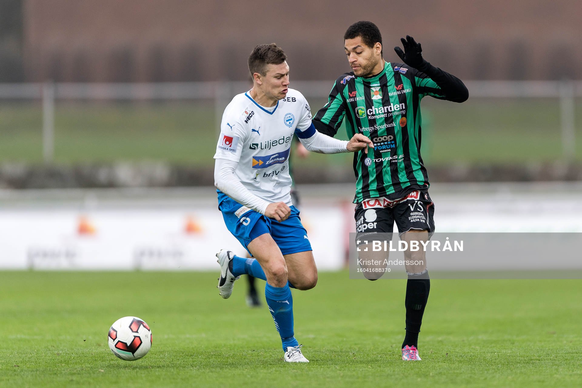 Värnamos Martin Claesson och Varbergs Riki Alba