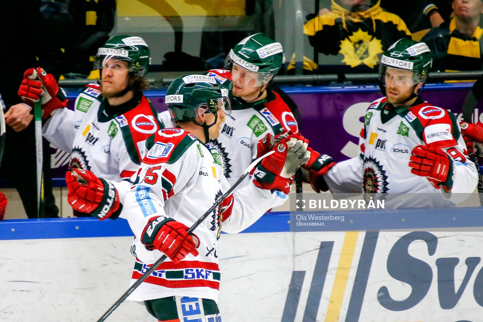 Frölundas Joey Crabb jublar