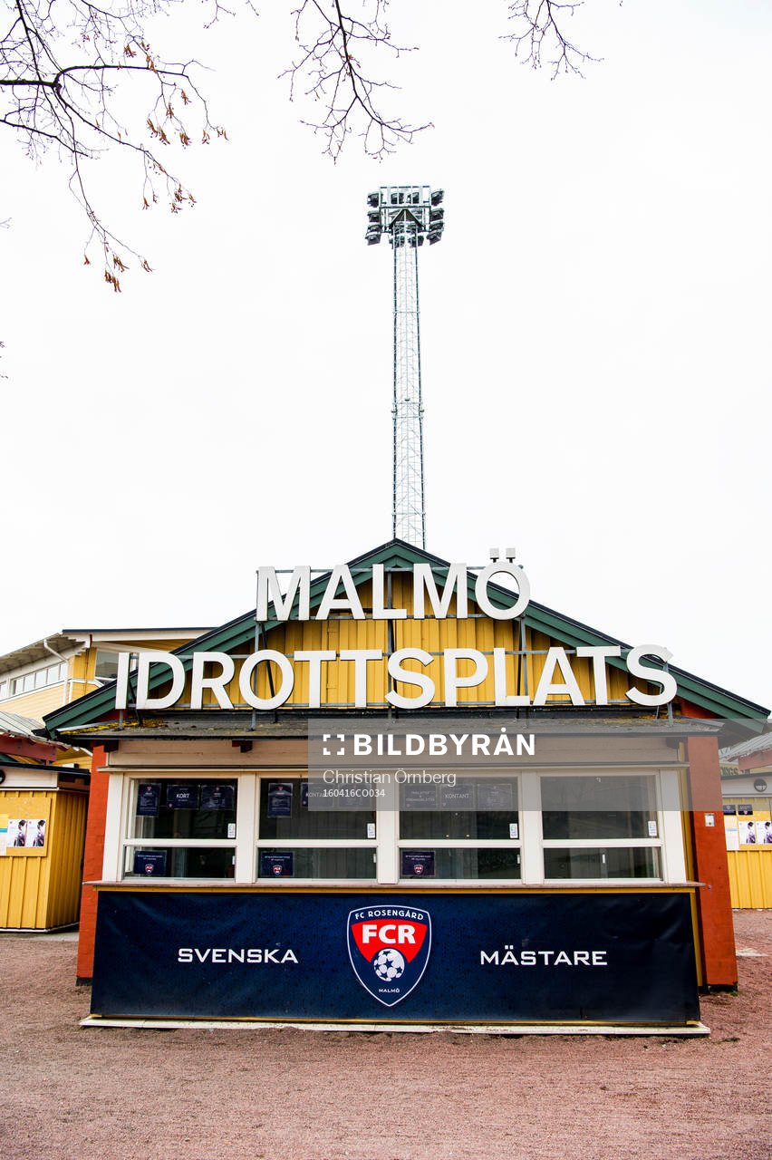 Malmö idrottsplats innan fotbollsmatchen i Damallsvenskan