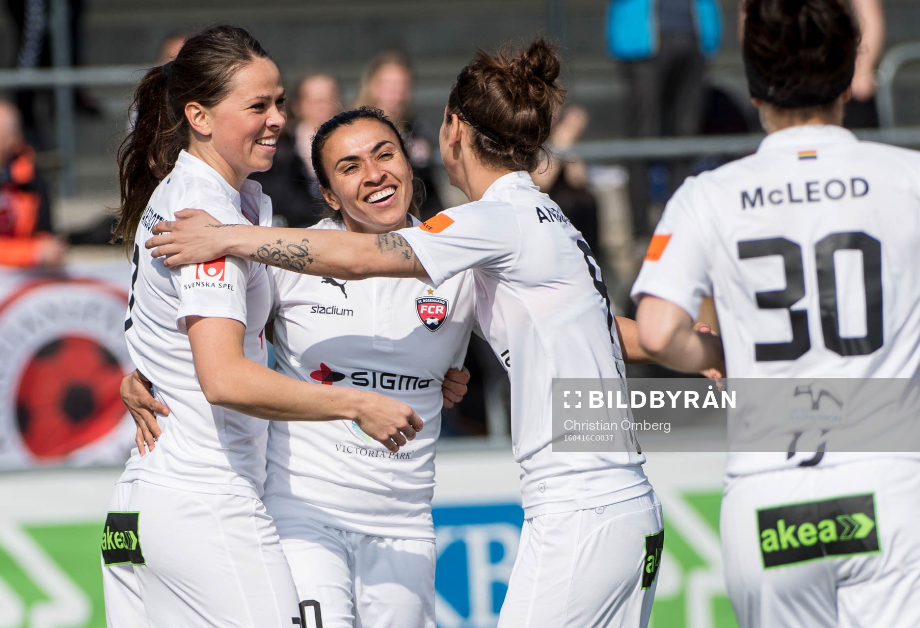 Rosengårds Sara Björk Gunnarsdottir, Nataša Andonova och